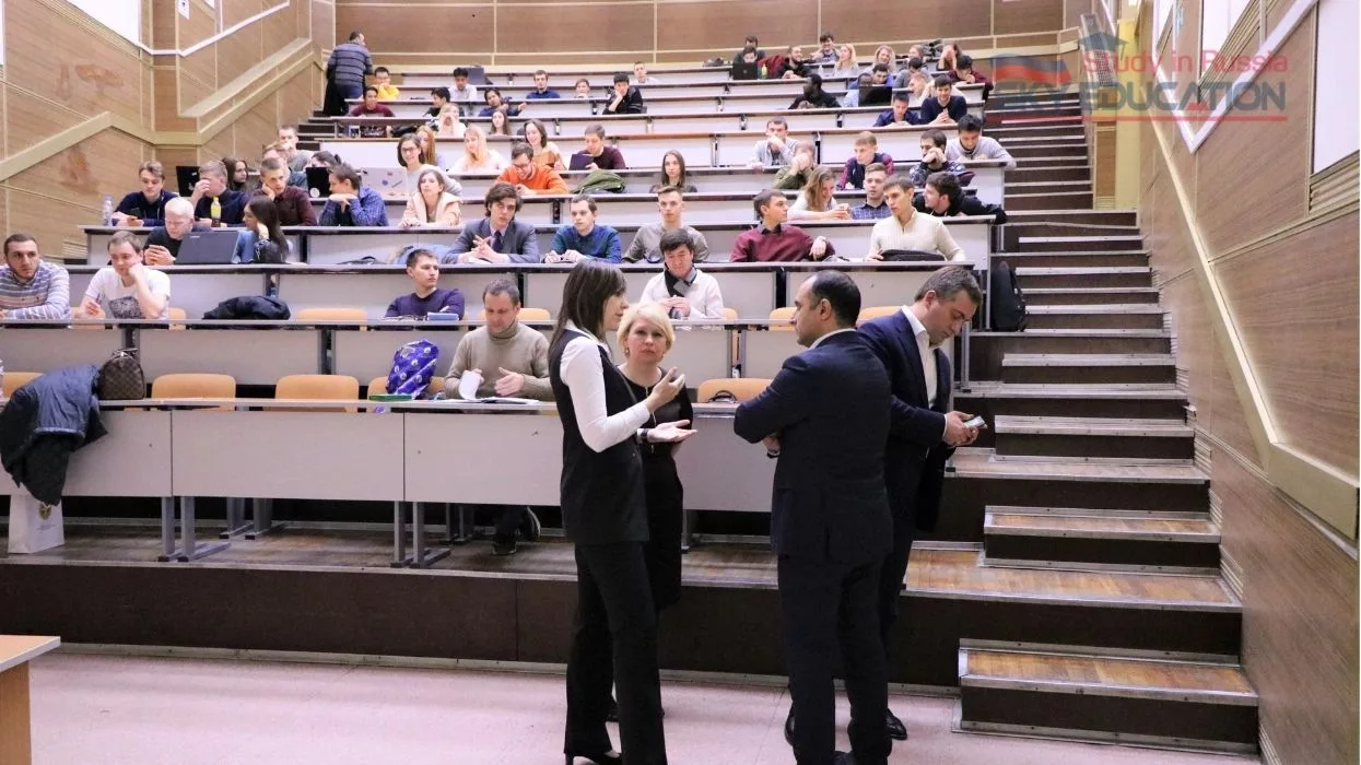 Moskova Devlet İnşaat Üniversitesi Sınıflar