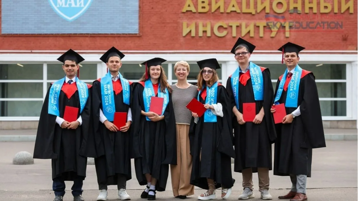 Moskova Havacılık Enstitüsü Mezun Öğrenciler