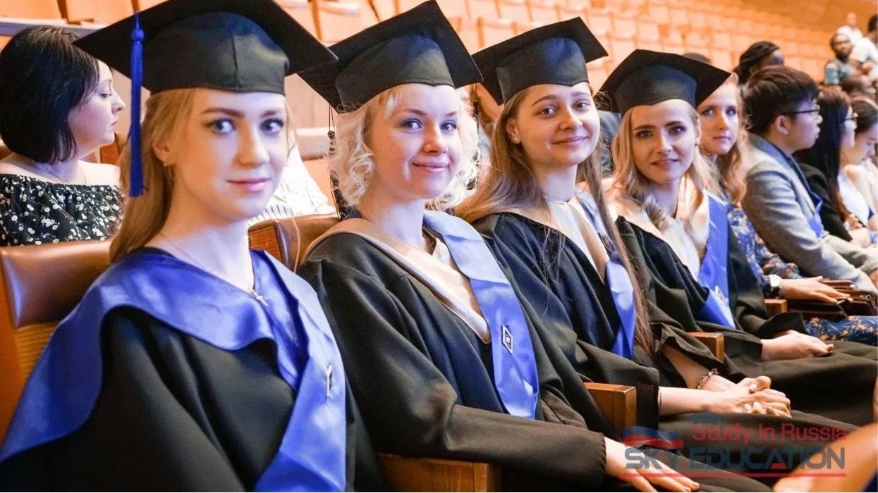 Rusya Halkların Dostluğu Üniversitesi Mezuniyeti